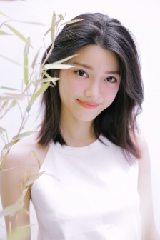 美女和渣男在一起